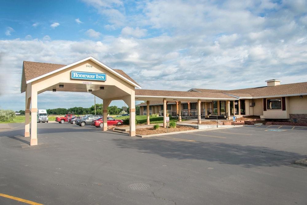 Rodeway Inn Fort Morgan Bagian luar foto